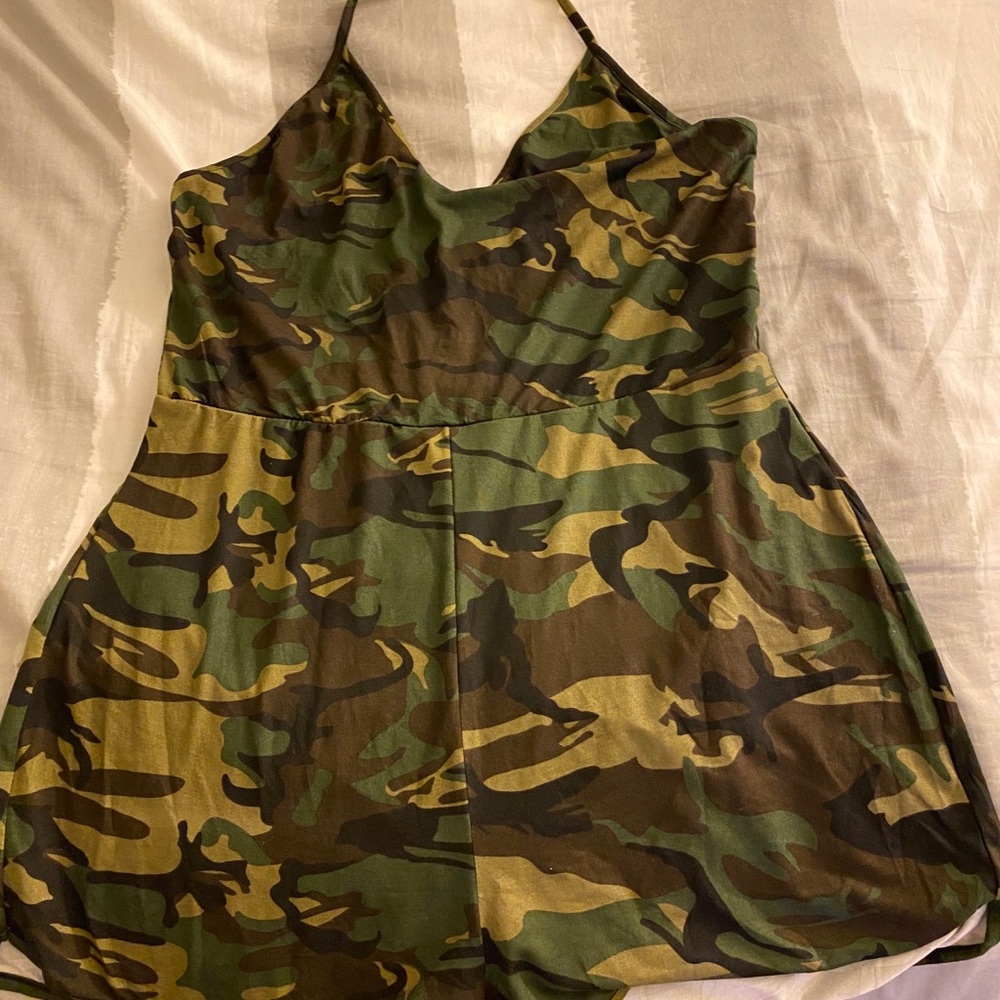 Short romper